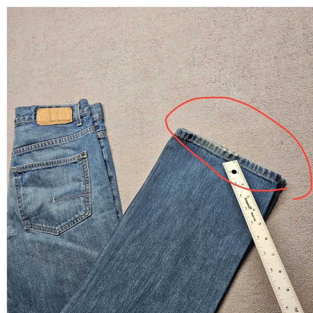 Calvin Klein Jeans Mens 33 Blue Denim Medium Wash Relaxed Easy Fit Straight Leg
